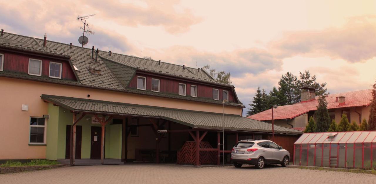 Hotel Pod Zelenou Český Těšín Exterior foto